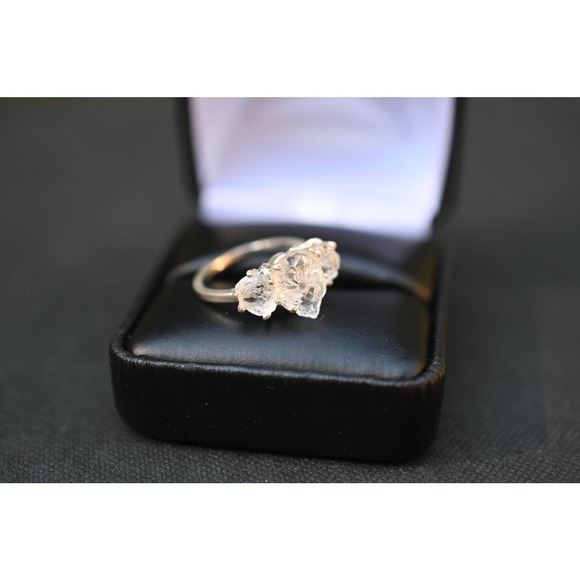 Engagement rings, raw diamond ring, raw stone ring, alternative engageme… - Picture 2 of 4